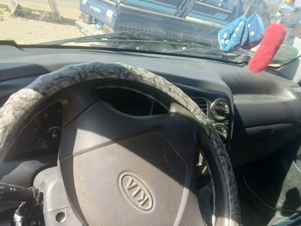 كيا 2700 2011 - صورة 4