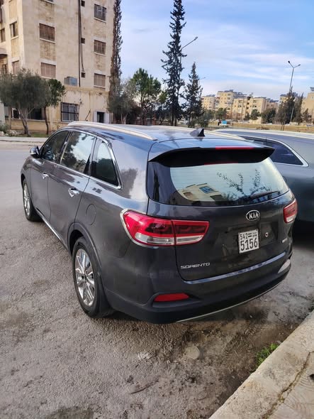 كيا سورينتو 2015 - صورة 3