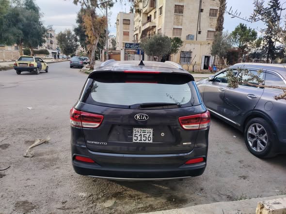كيا سورينتو 2015 - صورة 4