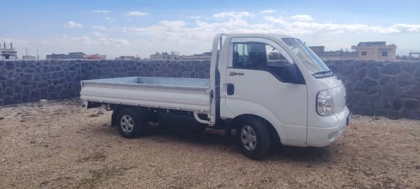 كيا 2700 2011 - صورة 1