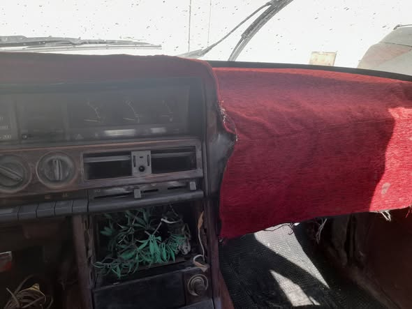 مازدا ٩٢٩ 1983 - صورة 5