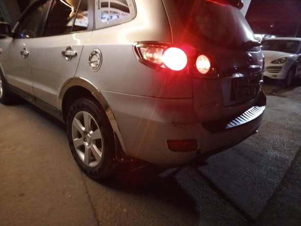 هيونداي سانتافي 2007 - صورة 3