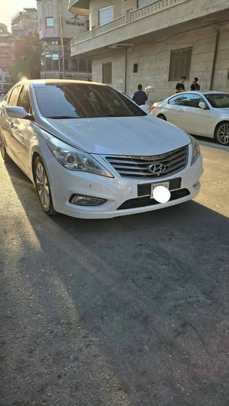 هيونداي ازيراا 2012 - صورة 2