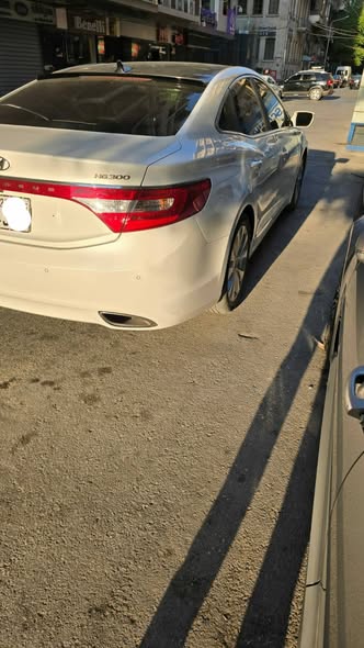 هيونداي ازيراا 2012 - صورة 3