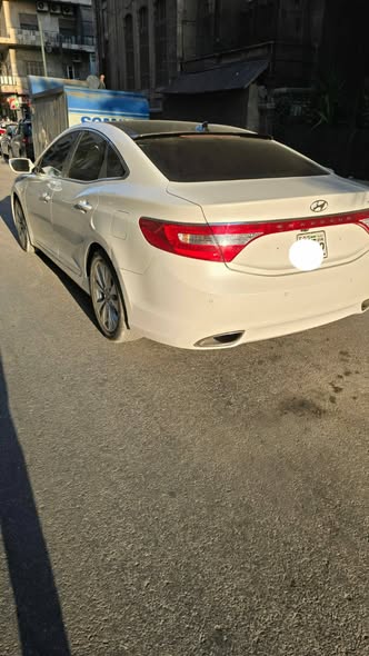 هيونداي ازيراا 2012 - صورة 4