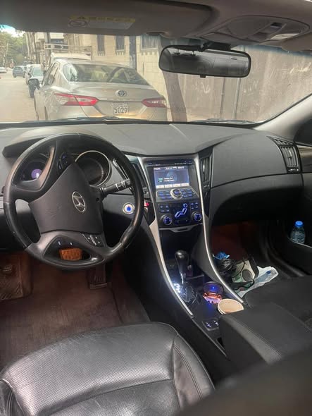 هيونداي سوناتا 2011 - صورة 3