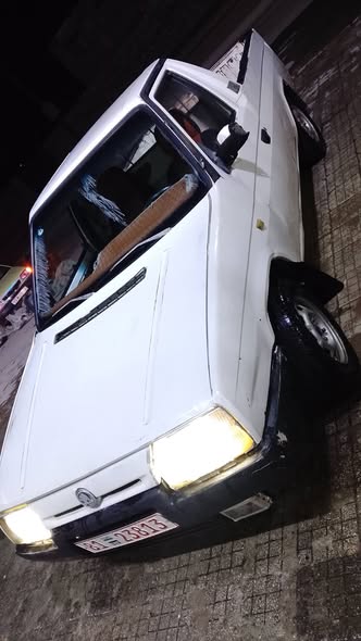 سكودا بيك اب 1994 - صورة 1