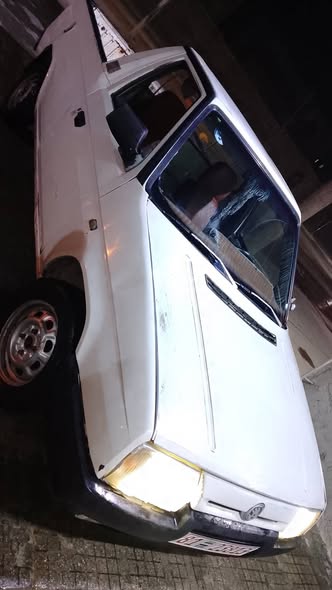 سكودا بيك اب 1994 - صورة 4