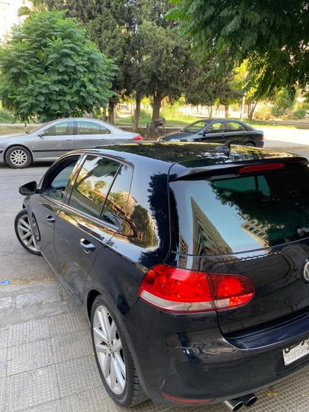 فولكس فاجن جولف 2011 - صورة 2