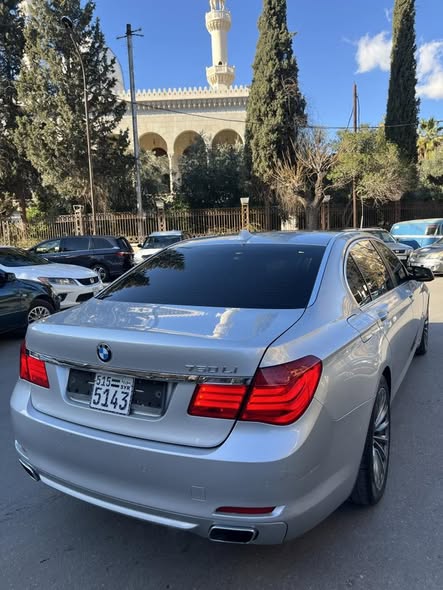bmw 750 2012 - صورة 3