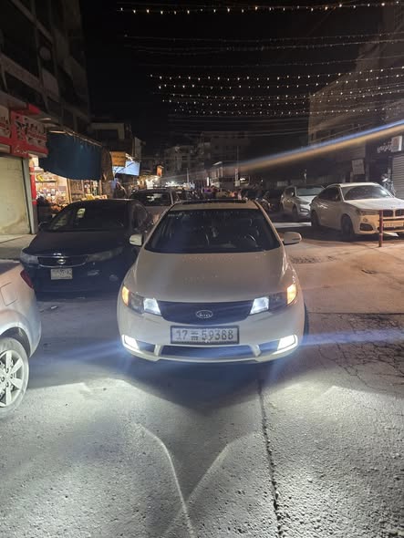 كيا فورتي 2011 - صورة 2