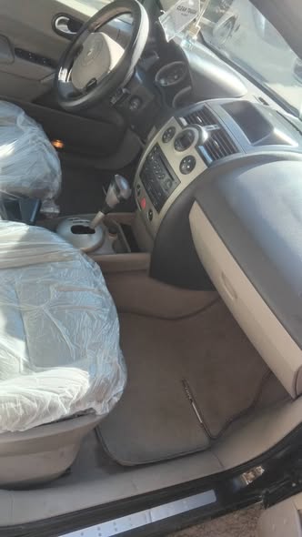 رينو ميغان 2005 - صورة 5