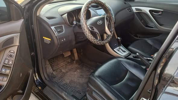 هيونداي افانتي 2012 - صورة 5