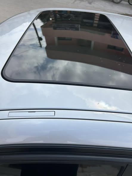 بي ام دبليو 320i 2011 - صورة 3