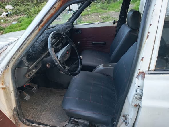 داتسون كرت 1975 - صورة 5