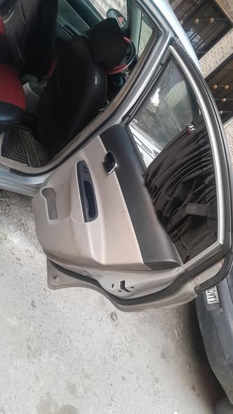 هيونداي فيرنا 2007 - صورة 3