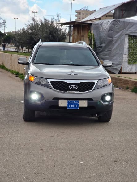 كيا سورينتو 2010 - صورة 2