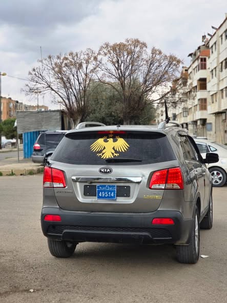 كيا سورينتو 2010 - صورة 5