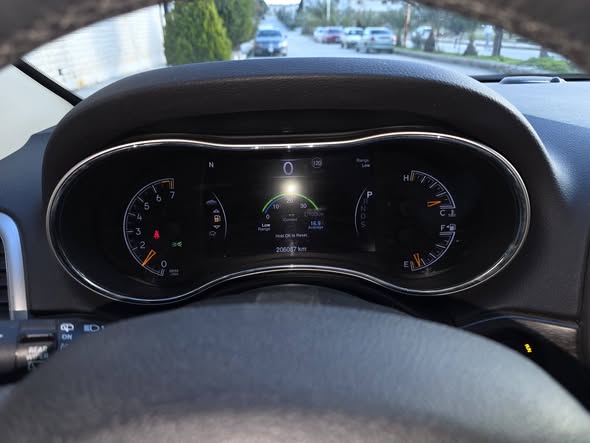 جيب جراند شيروكي 2015 - صورة 3