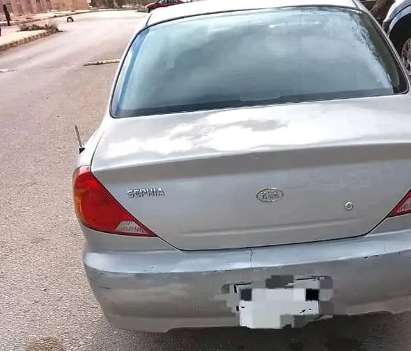 كيا سيفيا 2005 - صورة 2