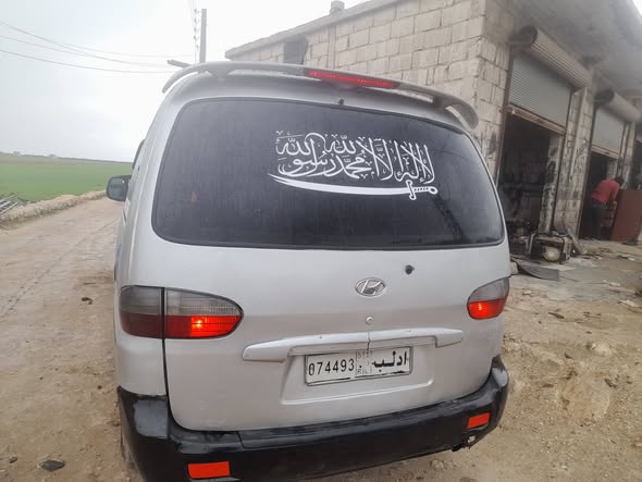 هيونداي ستاريكس 2004 - صورة 4