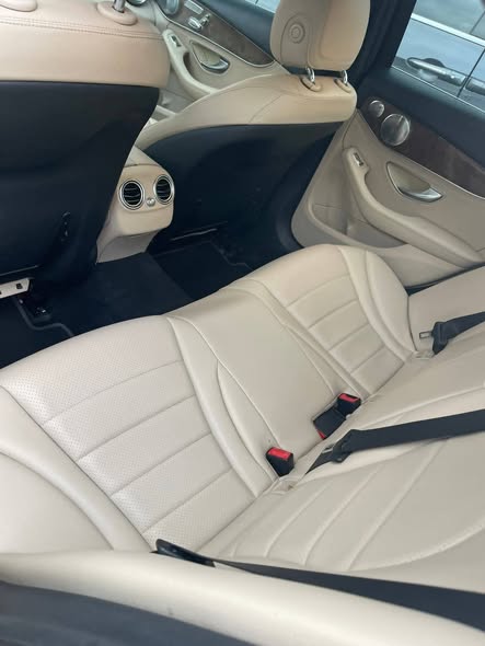 مرسيدس c300 2015 - صورة 5