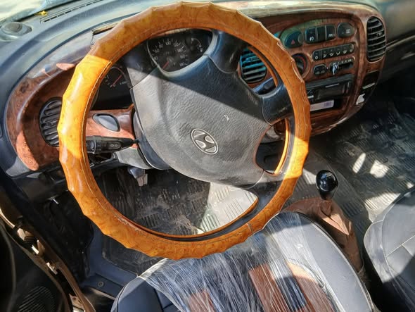 هيونداي H-1 2002 - صورة 1