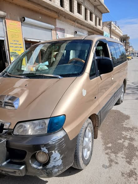 هيونداي H-1 2002 - صورة 2