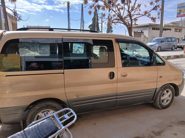 هيونداي H-1 2002 - صورة 5