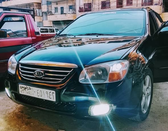 كيا سيراتو 2007 - صورة 2