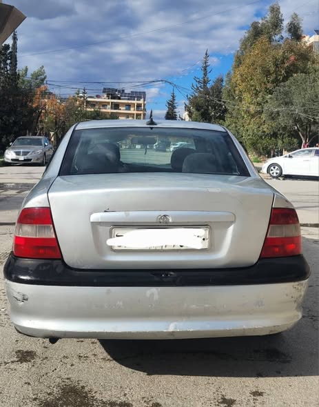 اوبل كرت 2001 - صورة 2