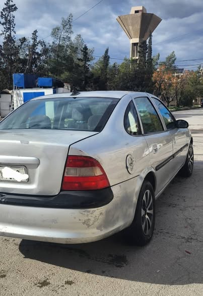 اوبل كرت 2001 - صورة 4