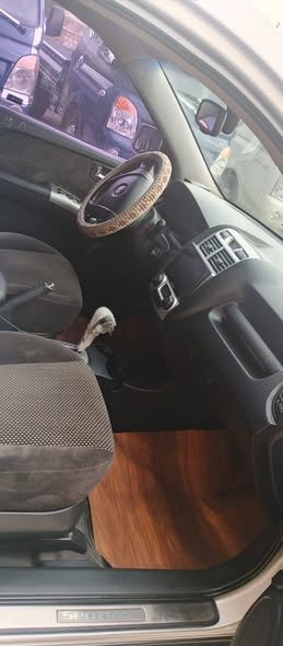 كيا اسبورتاج 2005 - صورة 5