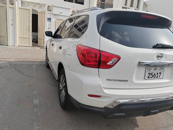 نيسان باثفندر 2019 - صورة 2