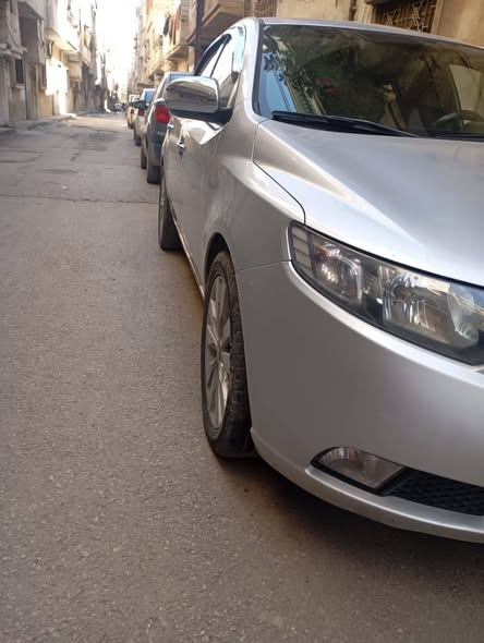 كيا فورتي 2010 - صورة 3