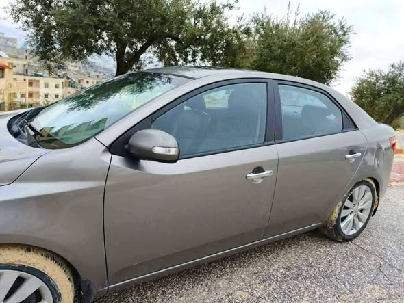 كيا فورتي 2010 - صورة 3