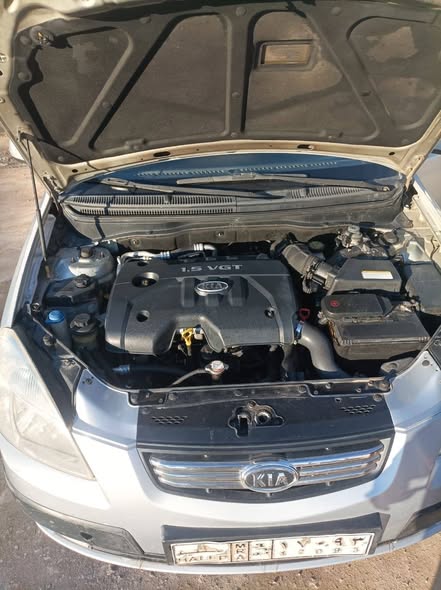 كيا ريو 2006 - صورة 4