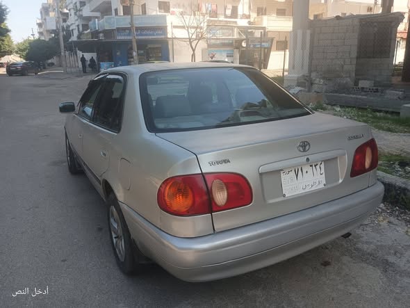تويوتا كورولا 2002 - صورة 5