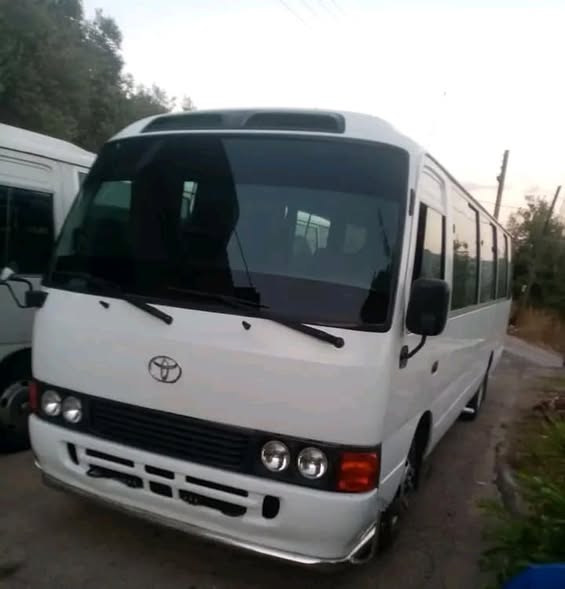 تويوتا كوستر 2006 - صورة 2