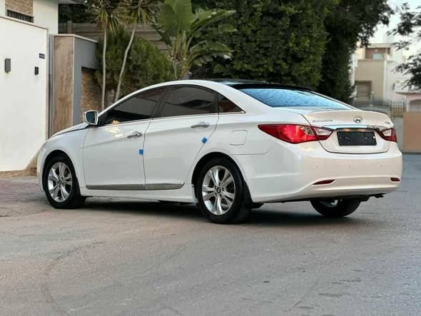 هيونداي سوناتا 2012 - صورة 5