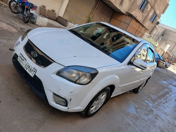 كيا ريو 2011 - صورة 3