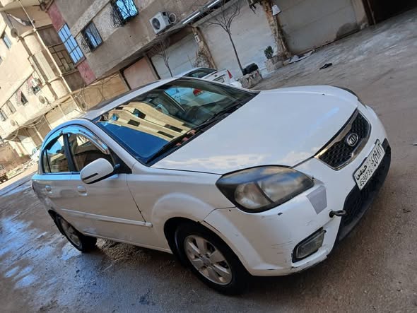 كيا ريو 2011 - صورة 4