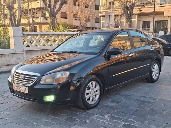 كيا سيراتو 2007 - صورة 5