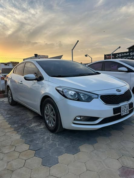 كيا فورتي K3 2015 - صورة 5