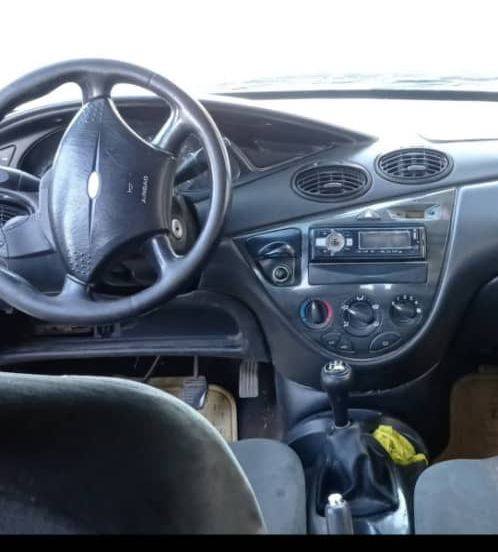 فورد فوكس 2005 - صورة 3