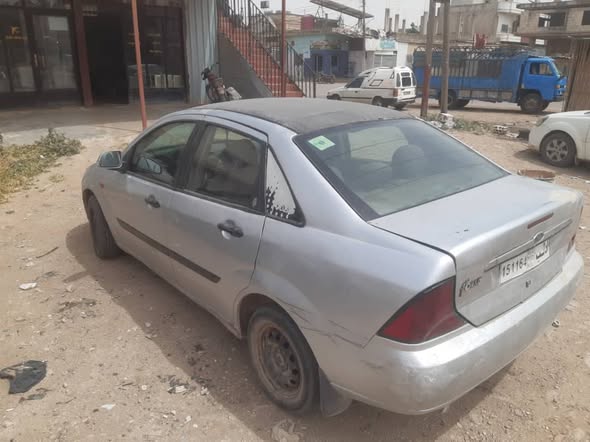 فورد فوكس 2005 - صورة 4