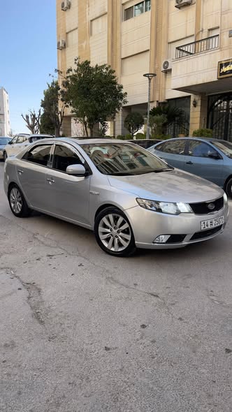 كيا فورتي 2010 - صورة 2