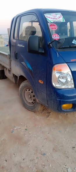 كيا بنانكو 2008 - صورة 1