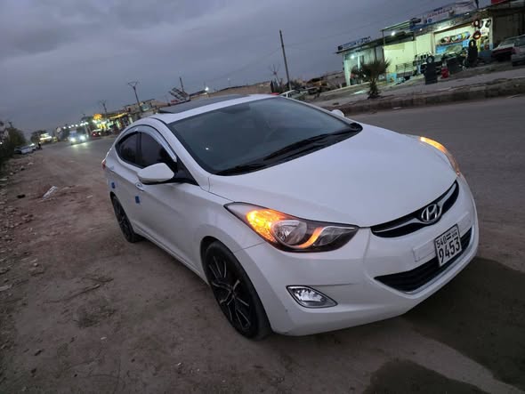 هيونداي افانتي 2011 - صورة 3