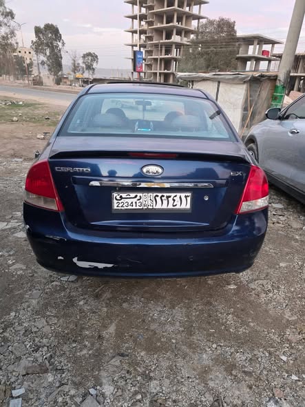 كيا سيراتو 2007 - صورة 2